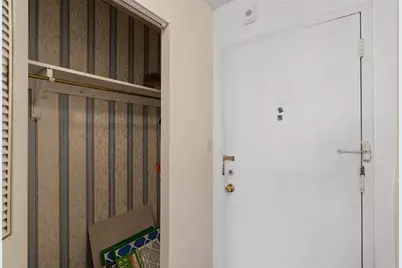 1830  Dixieanna St, Unit #404, Hollywood, FL 33020 - Photo 4