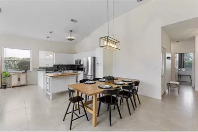 10650 NW 48th St, Coral Springs, FL 33076 - Photo 6