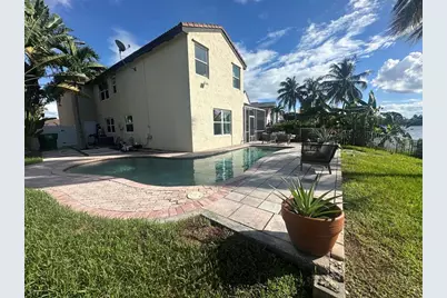 1828 SW 175th Ave, Miramar, FL 33029 - Photo 8