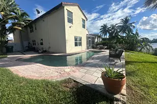 1828 SW 175th Ave, Miramar, FL 33029 - Photo 8