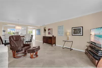 321 SE 3rd St, Unit #307, Dania Beach, FL 33004 - Photo 8