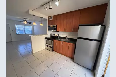 4061 N Dixie Hwy, Unit #17, Oakland Park, FL 33334 - Photo 6