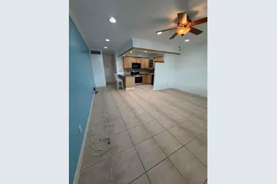 5203 NE 24th Ter, Unit #B-311, Fort Lauderdale, FL 33308 - Photo 4