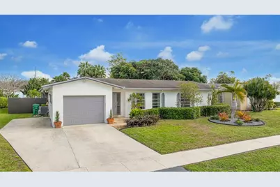 140 SW 126th Ave, Plantation, FL 33325 - Photo 1