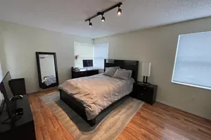 140 NW 151st Ave, Pembroke Pines, FL 33028 - Photo 10