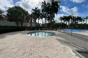 140 NW 151st Ave, Pembroke Pines, FL 33028 - Photo 24
