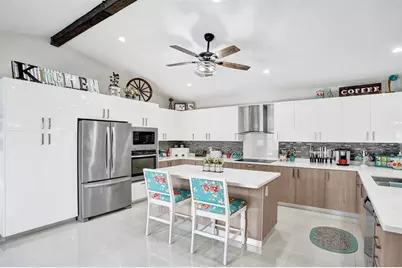 5076 NW 84th Rd, Coral Springs, FL 33067 - Photo 10