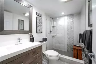 933 Cypress Grove Dr, Pompano Beach, FL 33069 - Photo 10