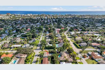 954 SE 7th St, Deerfield Beach, FL 33441 - Photo 32