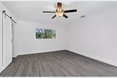 954 SE 7th St, Deerfield Beach, FL 33441 - Photo 18
