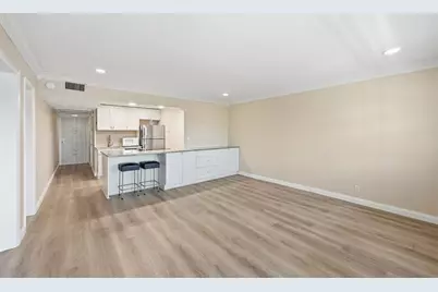 801 NE 18th Ct, Unit #202, Fort Lauderdale, FL 33305 - Photo 10