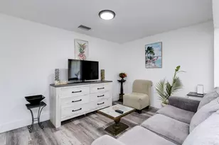 508 NW 8th Ave, Fort Lauderdale, FL 33311 - Photo 2