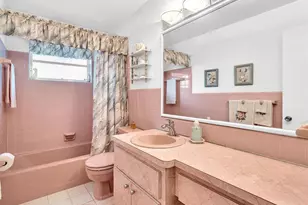 407 S Highland Dr, Hollywood, FL 33021 - Photo 12