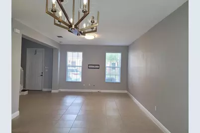 14648 SW 14th St, Pembroke Pines, FL 33027 - Photo 2