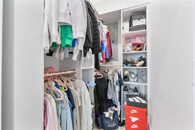 8211 NW 74th Ave, Tamarac, FL 33321 - Photo 16