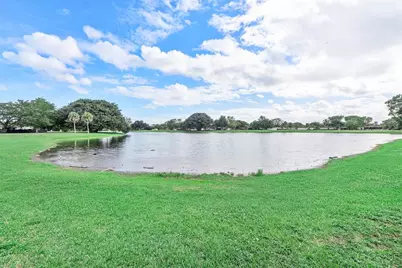 8211 NW 74th Ave, Tamarac, FL 33321 - Photo 40