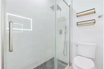 8211 NW 74th Ave, Tamarac, FL 33321 - Photo 18