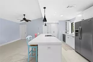 3937 Arelia Dr, Delray Beach, FL 33445 - Photo 10