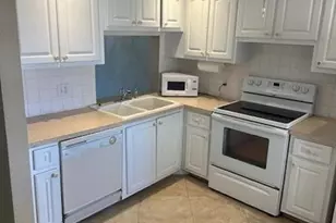 1889 S Ocean Dr, Hallandale Beach, FL 33009 - Photo 2