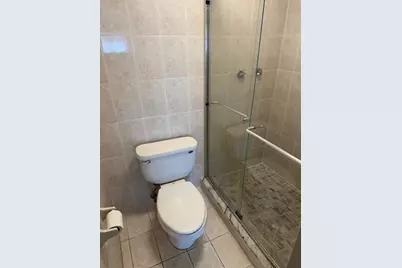 1889 S Ocean Dr, Unit #412, Hallandale Beach, FL 33009 - Photo 4