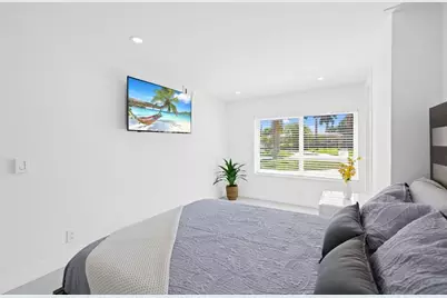 865 NE 23rd Ter, Pompano Beach, FL 33062 - Photo 12