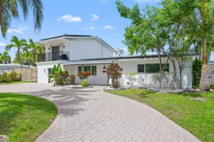 865 NE 23rd Terrace, Pompano Beach, FL 33062 - Photo 2