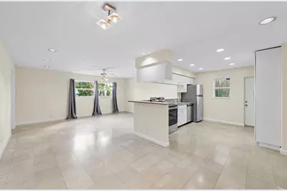 758 NE 13th Ct, Unit #7, Fort Lauderdale, FL 33304 - Photo 2
