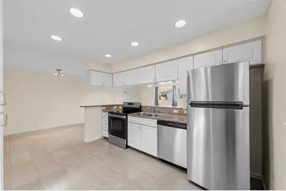 758 NE 13th Ct, Unit #7, Fort Lauderdale, FL 33304 - Photo 6