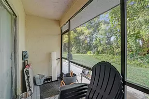 9851 Riverside Dr, Coral Springs, FL 33071 - Photo 26