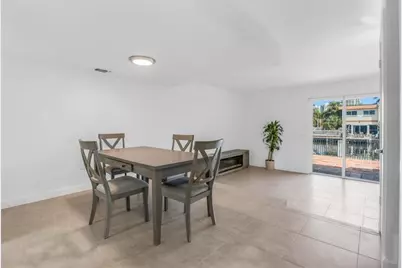 3827 NE 166th St, North Miami Beach, FL 33160 - Photo 10