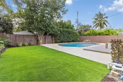 500 NE 61st Ct, Fort Lauderdale, FL 33334 - Photo 24