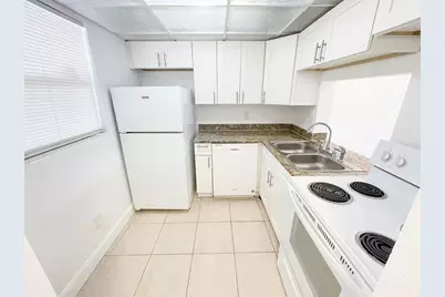 2800 NW 56th Ave, Unit #D402, Lauderhill, FL 33313 - Photo 1