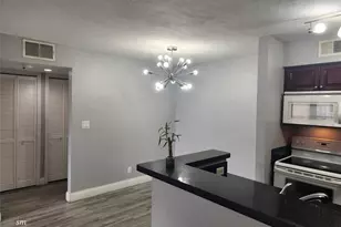 2736 S University Dr, Davie, FL 33328 - Photo 4