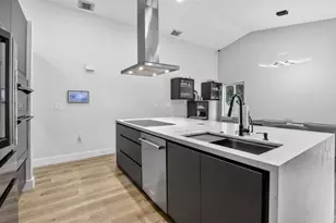 1051 NW 124th Terrace, Sunrise, FL 33323 - Photo 26