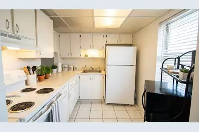 505 NW 177th St, Unit #210, Miami, FL 33169 - Photo 1