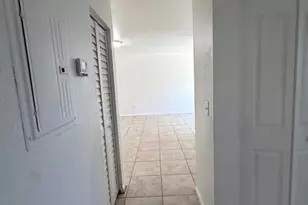 [Address not provided], Lauderdale Lakes, FL 33309 - Photo 8