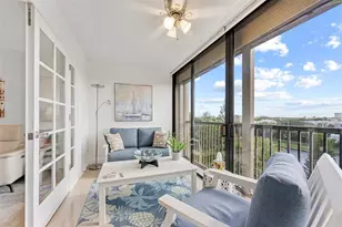 2202 S Cypress Bend Dr, Pompano Beach, FL 33069 - Photo 22