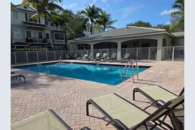 917 NW 18th Ave, Unit #N/A, Boca Raton, FL 33486 - Photo 32