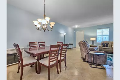 917 NW 18th Ave, Unit #N/A, Boca Raton, FL 33486 - Photo 6