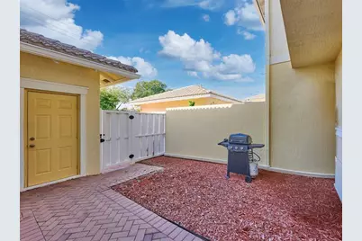 917 NW 18th Ave, Unit #N/A, Boca Raton, FL 33486 - Photo 28