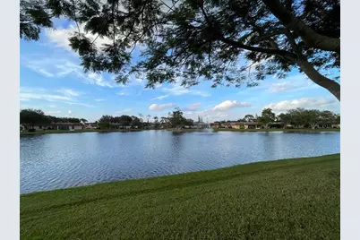 127  Amherst Ln, Unit #127, Lake Worth, FL 33467 - Photo 12