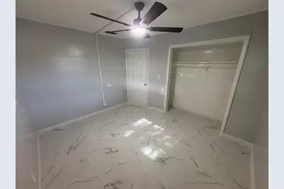 268 NE 41st St, Oakland Park, FL 33334 - Photo 4