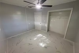 268 NE 41st St, Oakland Park, FL 33334 - Photo 4