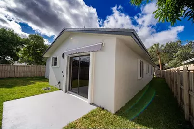 110 NW 6th Ave, Dania Beach, FL 33004 - Photo 20
