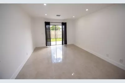110 NW 6th Ave, Dania Beach, FL 33004 - Photo 32
