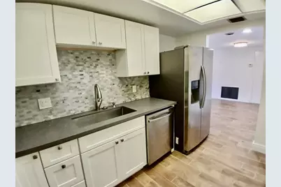 5951  Wellesley Park Dr, Unit #201, Boca Raton, FL 33433 - Photo 4