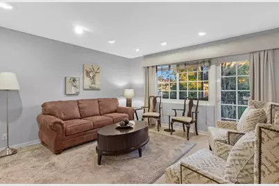 1940 NE 2nd Ave, Unit #J218, Wilton Manors, FL 33305 - Photo 18