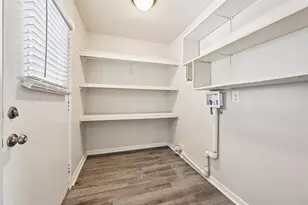 913 SE 8th St, Stuart, FL 34994 - Photo 24