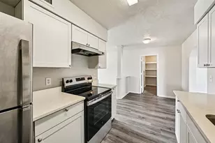 913 SE 8th St, Stuart, FL 34994 - Photo 12