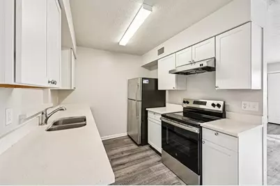 913 SE 8th St, Stuart, FL 34994 - Photo 10